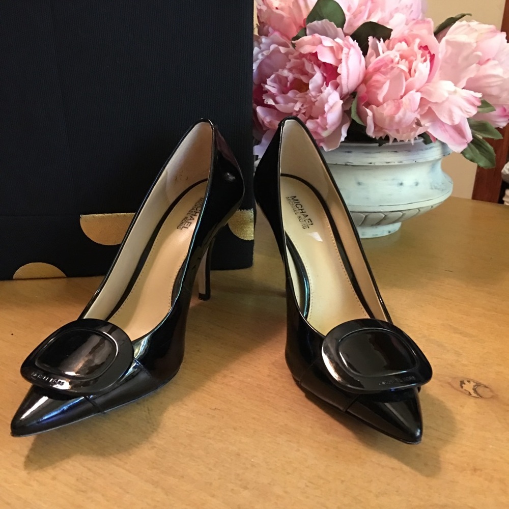 Michael Kors Black Patent Leather Buckle Pumps 6 M